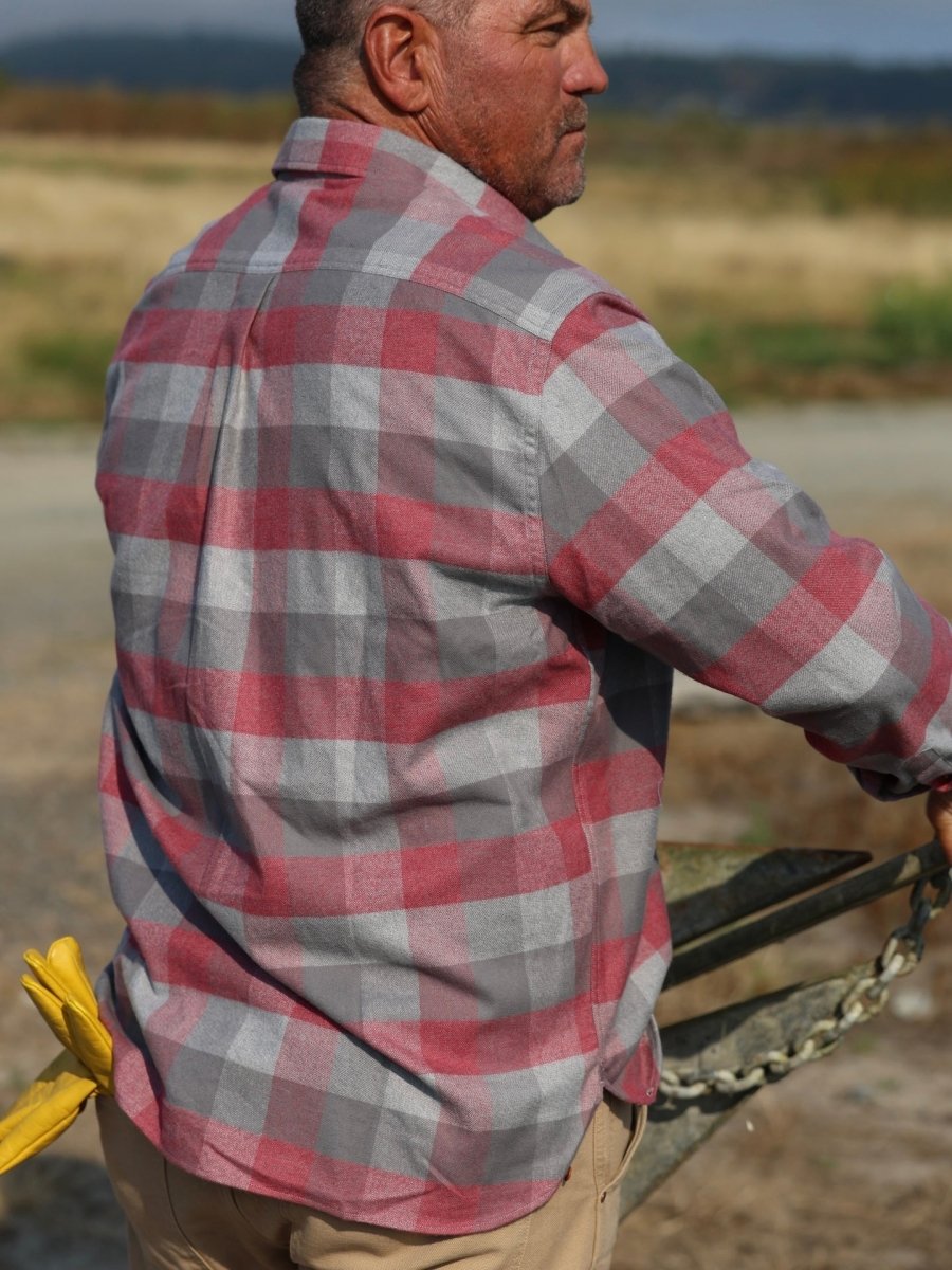 Bayman's Buffalo Plaid Flannel Shirt - Atlantic Rancher CompanyBayman's Buffalo Plaid Flannel ShirtShirtsAtlantic Rancher CompanyPiney02SRussett/Charcoal PlaidBayman's Buffalo Plaid Flannel Shirt Shirts Atlantic Rancher Company